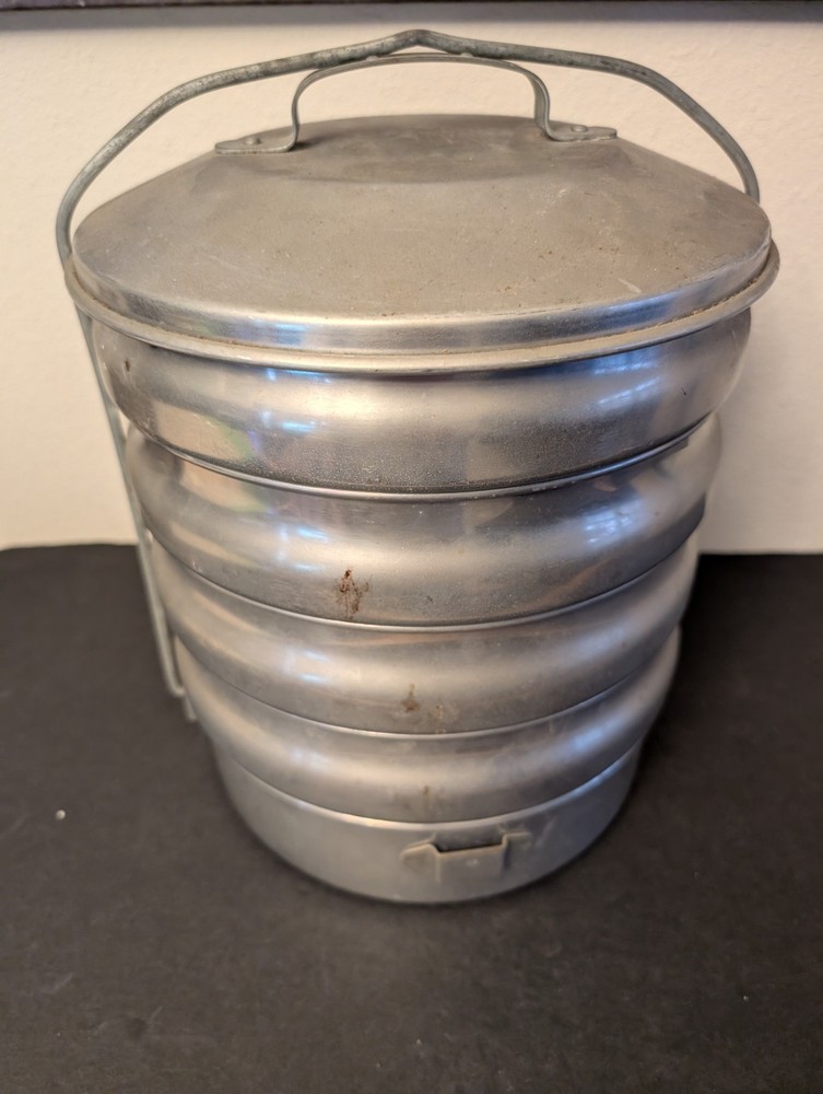 Vtg REGAL WARE Picnic Pack Aluminum Pans Stackable Kitchen 1960’s