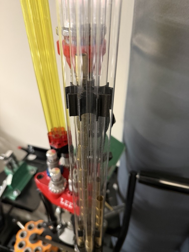 Lee six pack  5 Tube Case Feeder Clips