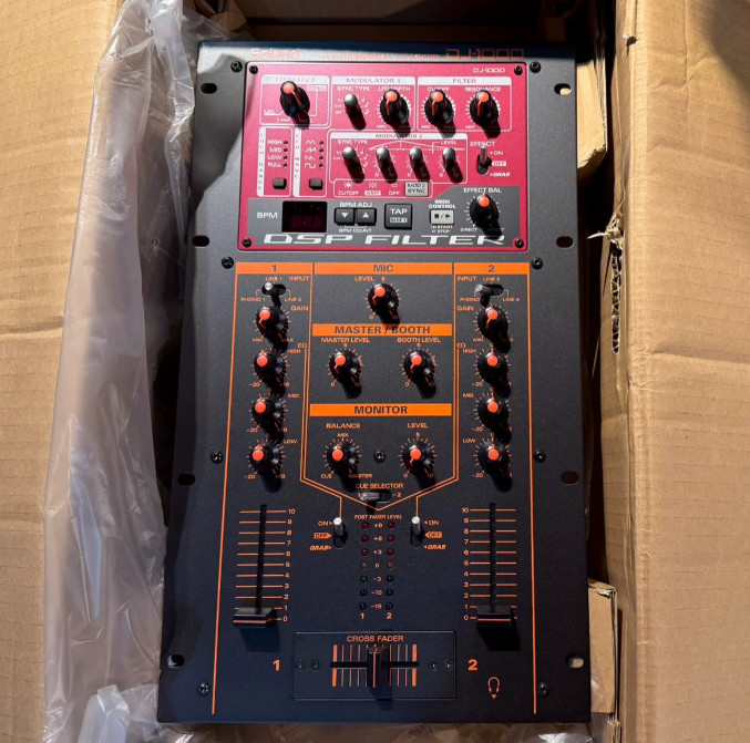 1pcs Roland DJ-1000 mixing console