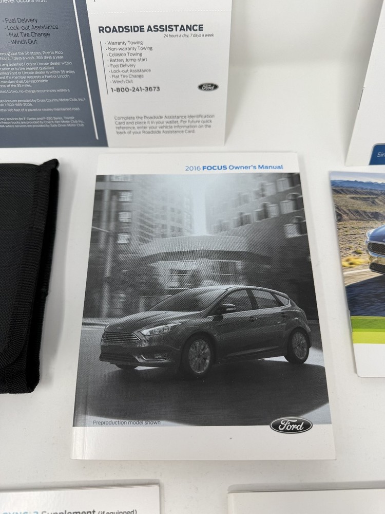2016 Ford Focus Owners Manual OEM Complete Set