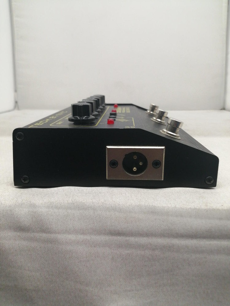 TECH21 SANSAMP BASS DRIVER DI effector