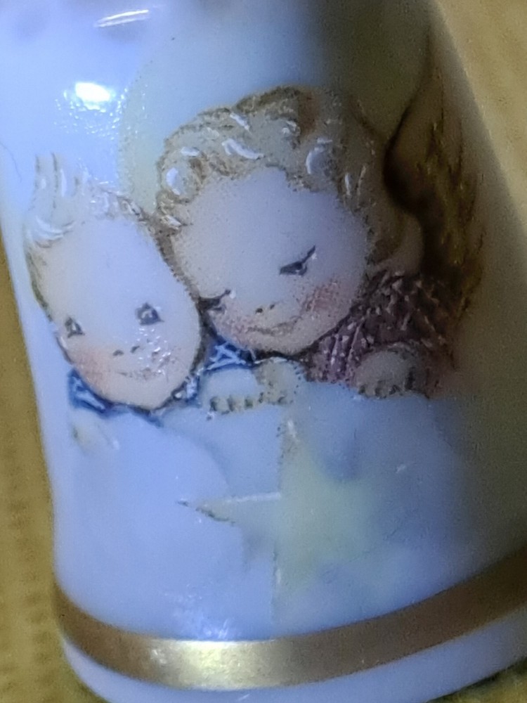 Various Lot Of Thimbles