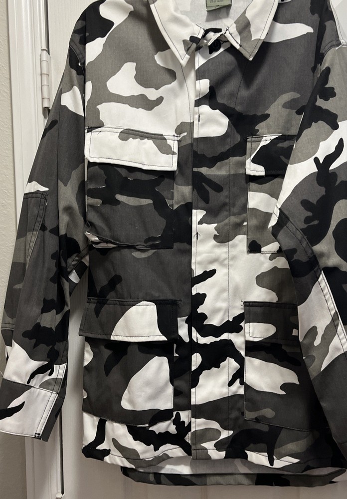 Black and White Military Camo Jacket Medium