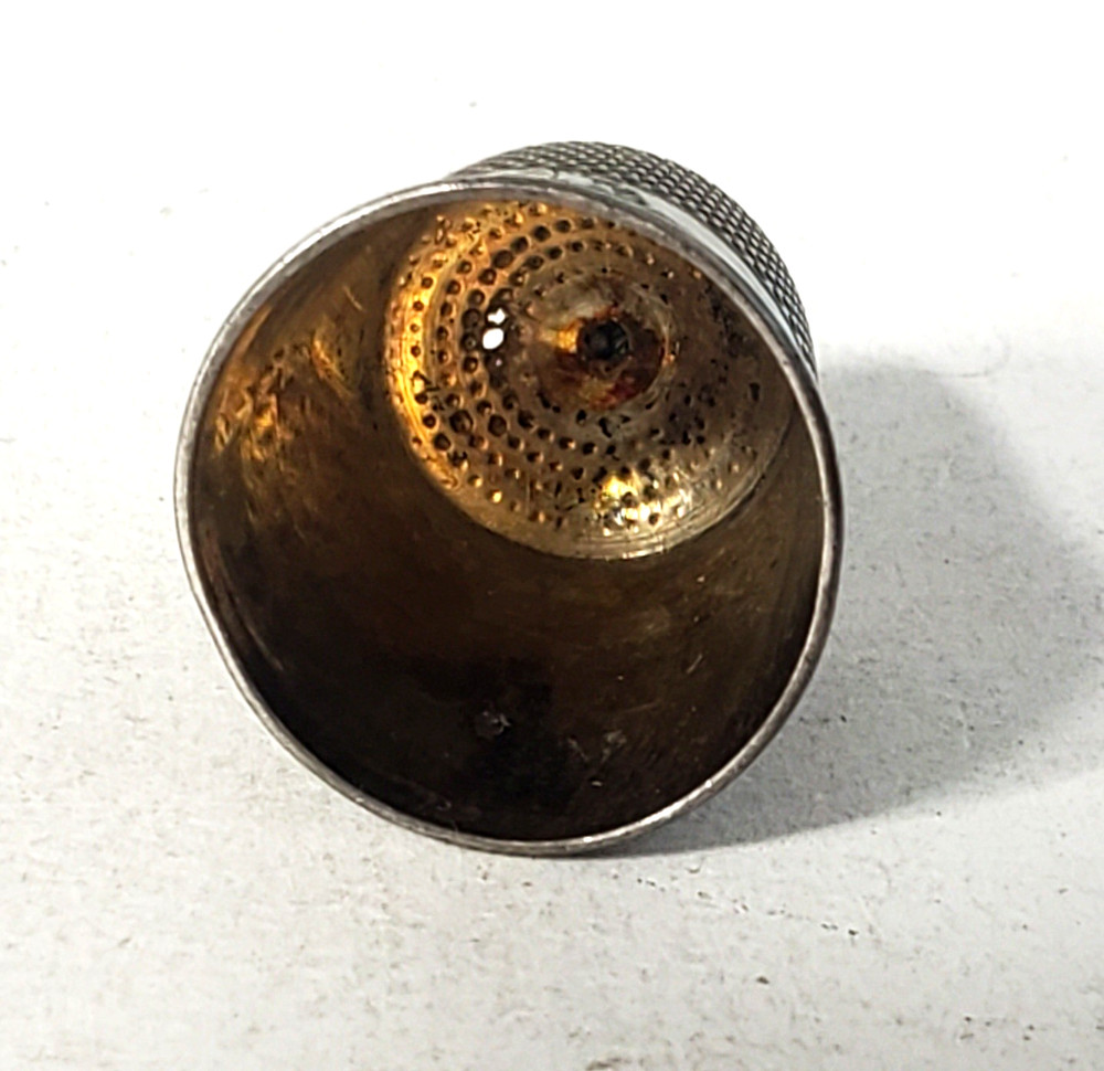 Antique Sterling Silver Thimble Sz L2