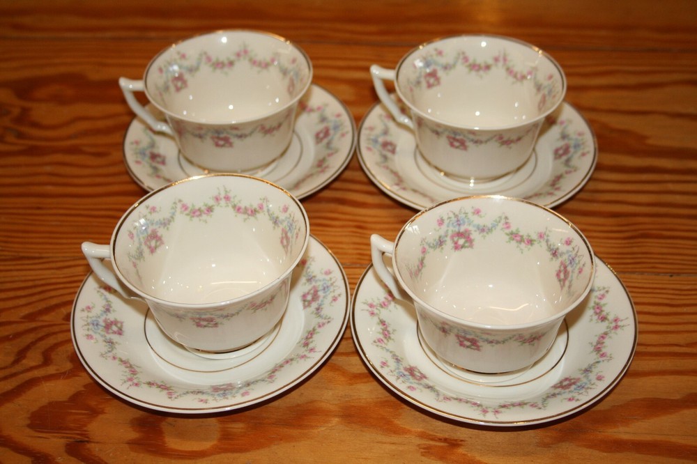 18Pc. SYRACUSE CHINA OLD IVORY ARCADIA Dinnerware