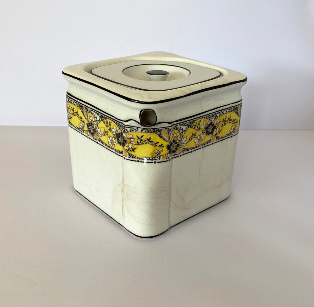 The Cube Teapot - Wedgwood & Co in “Paisley” pattern