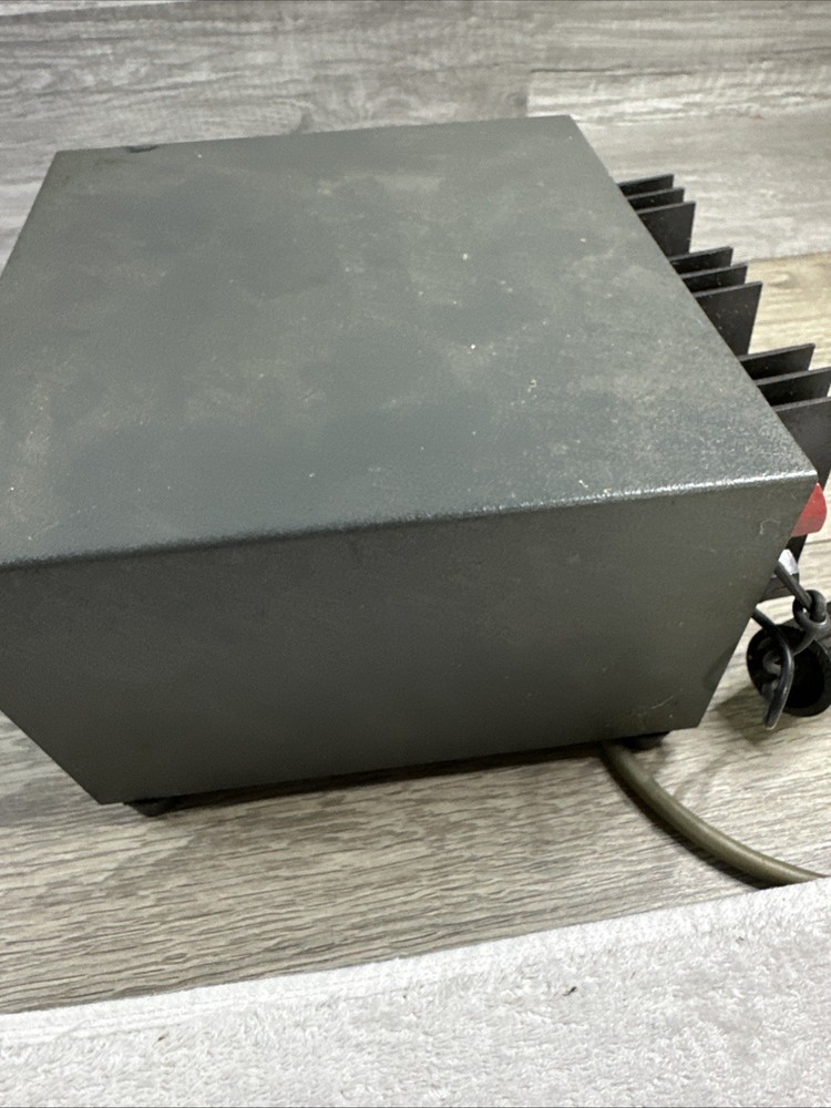 Astron Clegg RS-12A 12 AMP Power Supply
