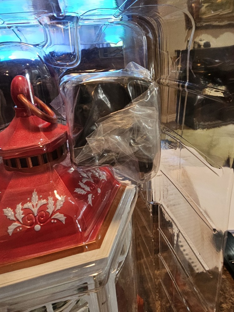 Hallmark Keepsake 2018 Christmas Lantern Table Decoration Light Sound Motion