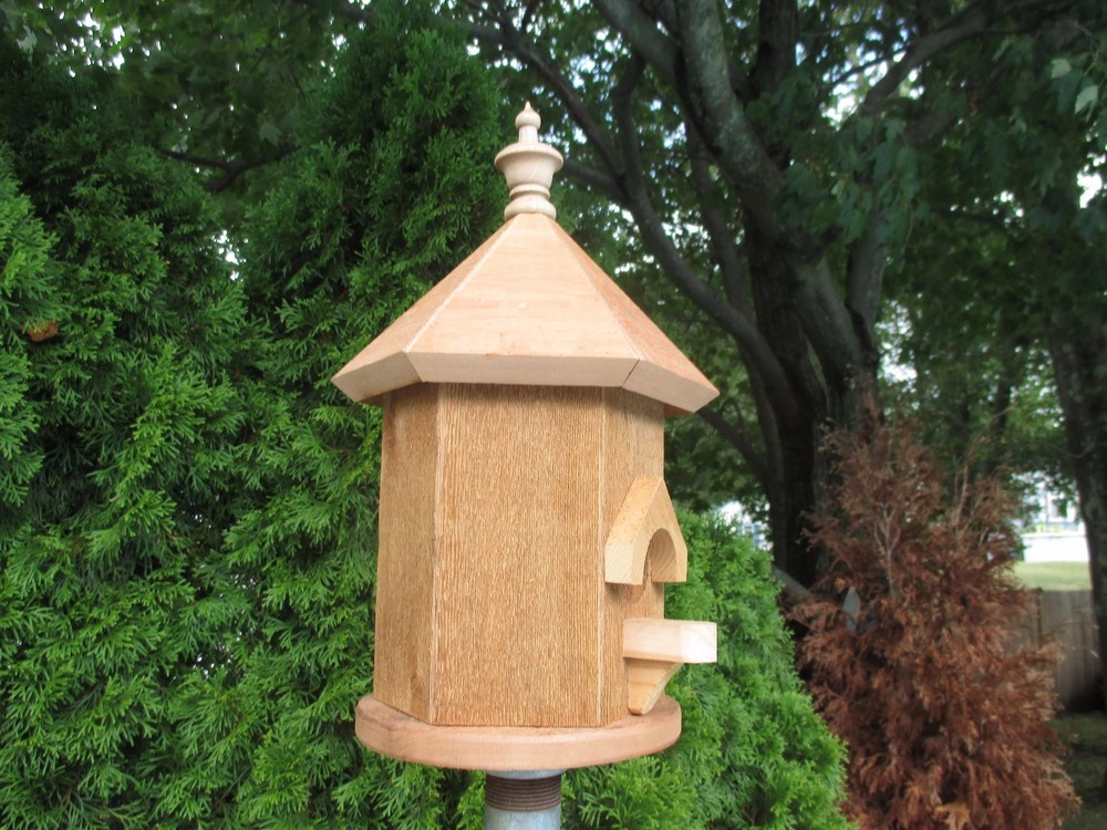 RED CEDAR BIRD HOUSE