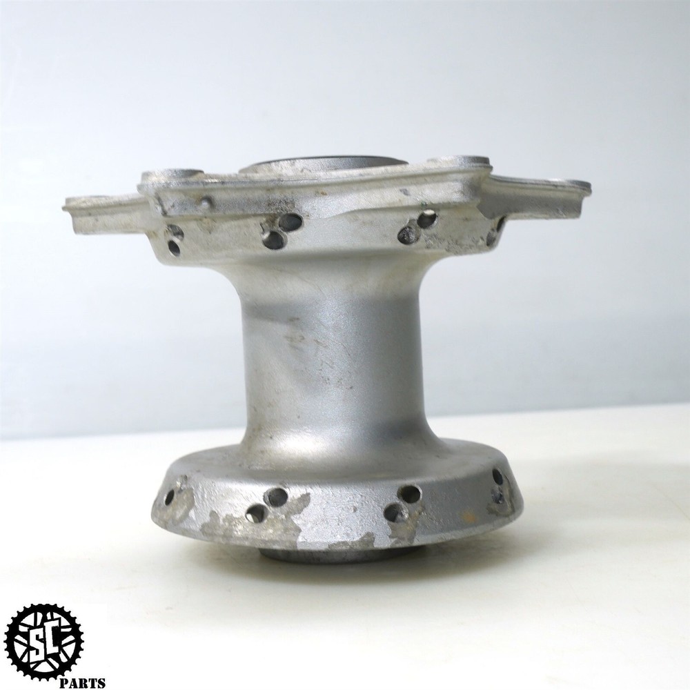 14-18 KTM 690 ENDURO R FRONT WHEEL HUB