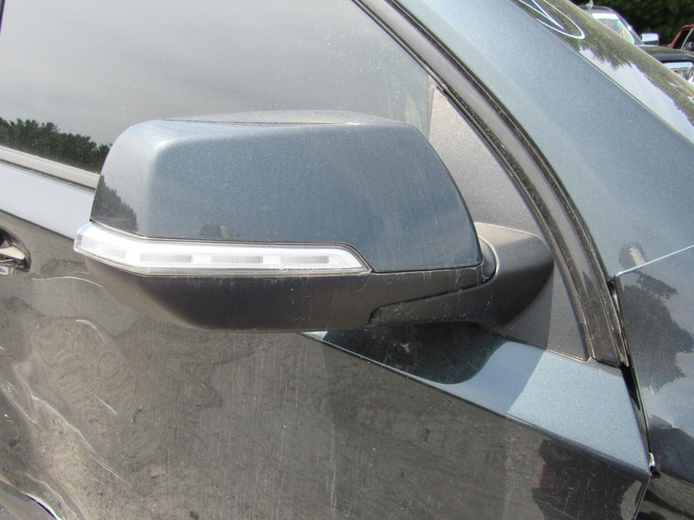 TRAVERSE 2021 Glove Box 1070049