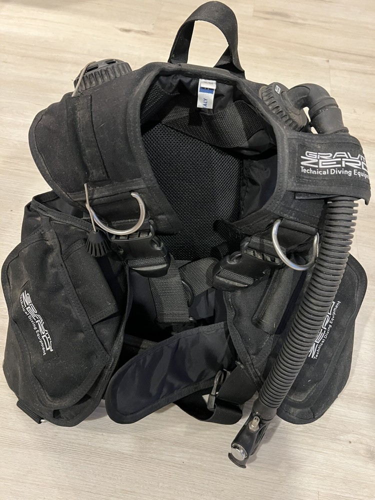 Gravity Zero Technical Diving Equipment Buoyancy Compensator