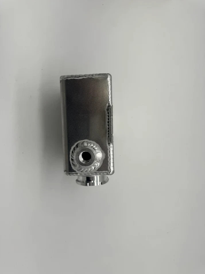 Moroso 63766 Universal Expansion Tank, Silver