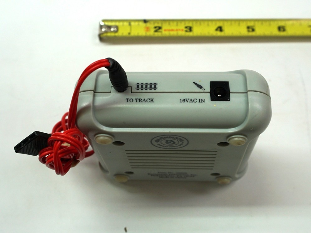 BACHMANN ITEM NO. 46605 EZ TRACK MODEL TRAIN CONTROLLER