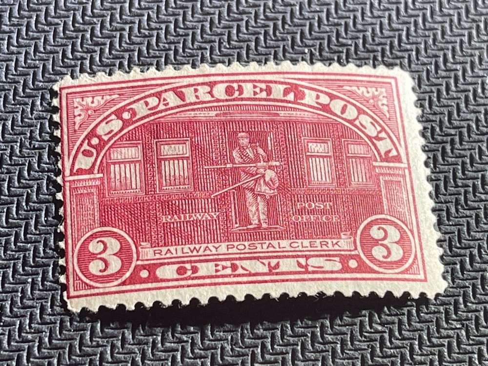 US Scott #Q3 Mint Hinged Parcel Post Stamps BOB