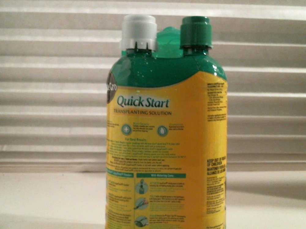 Miracle-Gro Quick Start Transplanting Solution 00444, 32 Oz