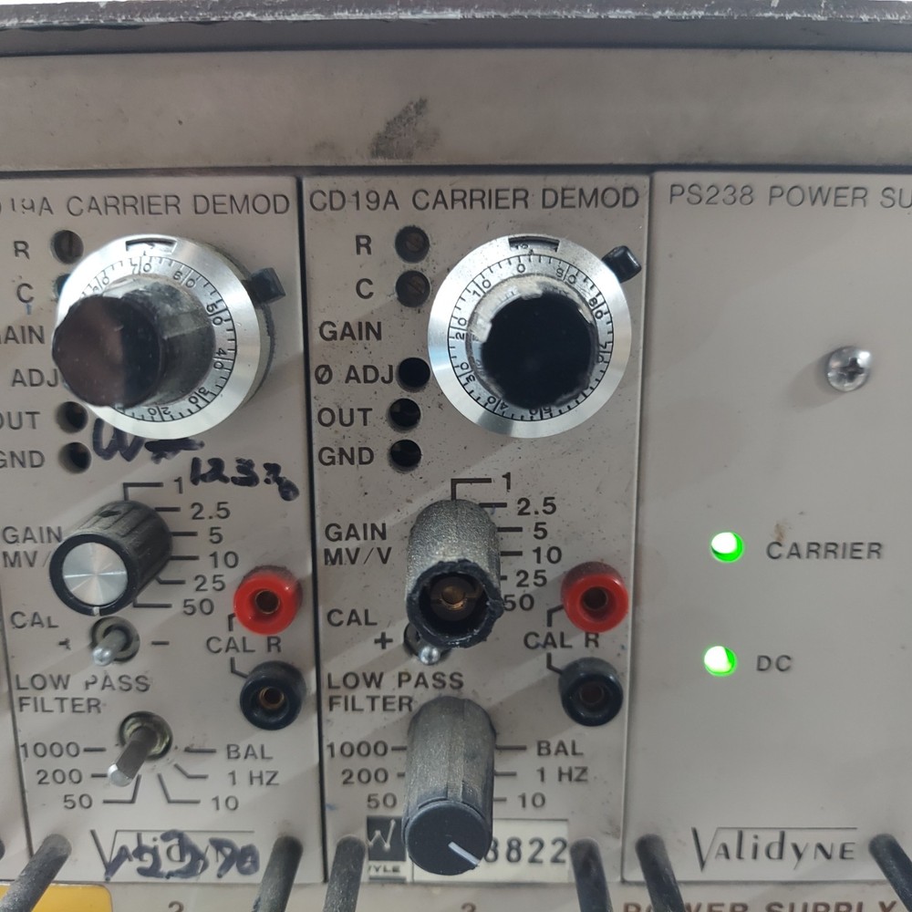 Validyne MC1-3 Multi Signal Signal Conditioning System