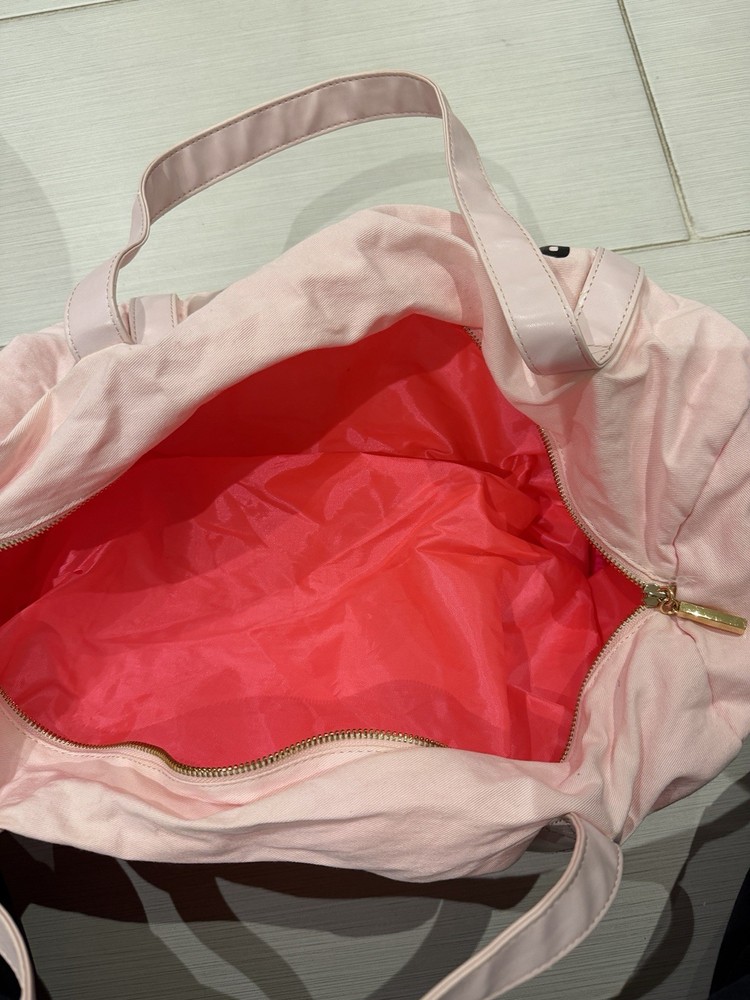 Ban.do Pink Duffle Bag, Medium Size, Used
