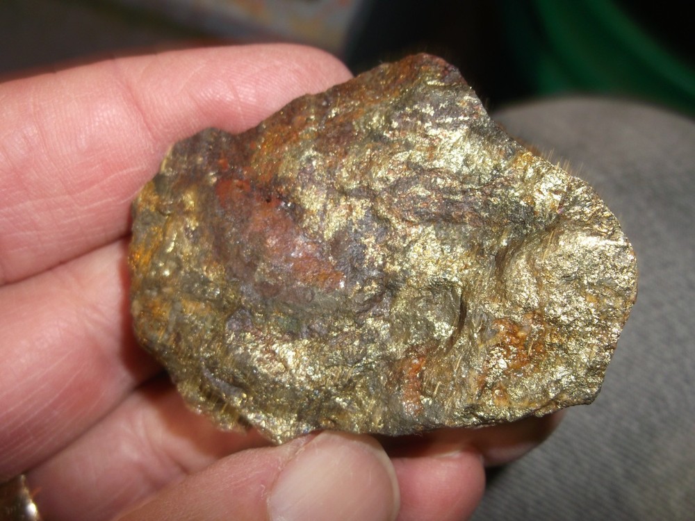 gold silver copper ore, 98 grams samples ,ore high grade .