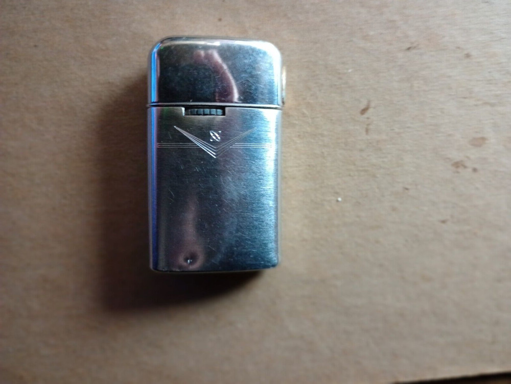 Vintage Ronson Art Deco Varaflame Windlite Lighter