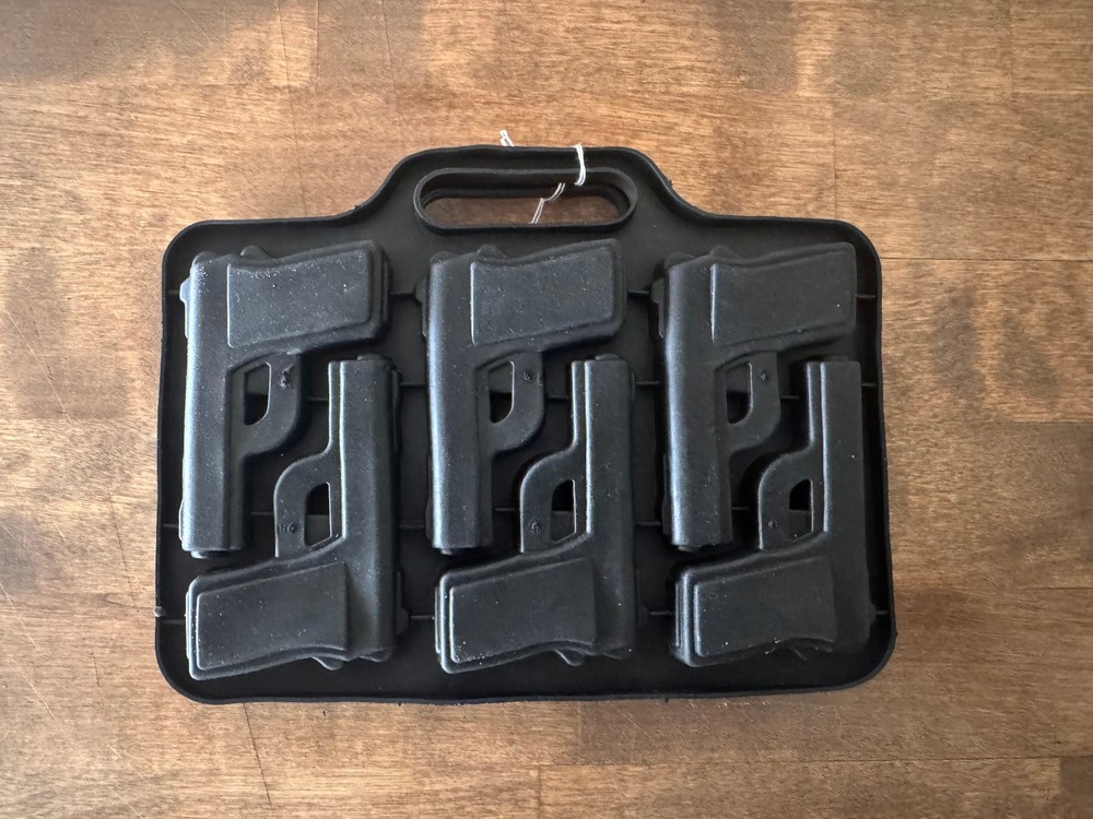 Silicone Gun Ice Cube Molds