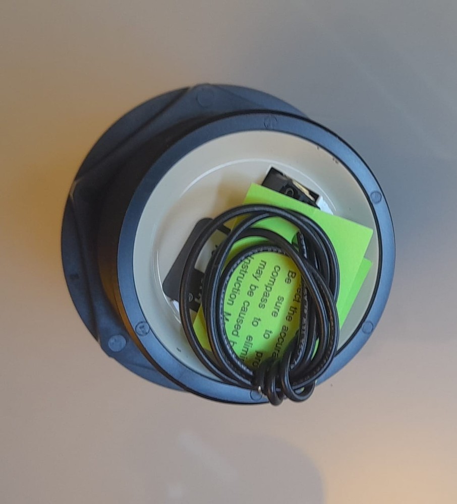 Ritchie Compass V-57.2 Dash Mount 12 Volts - Black