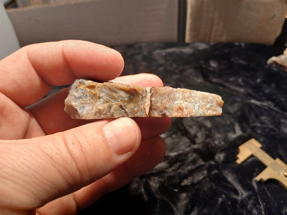Laguna Lace Agate Rough End