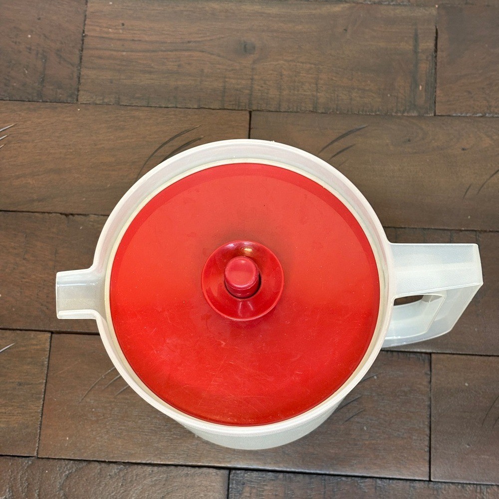 Vintage Tupperware Pitcher 1.5 quart sheer with red push-button sealing lid