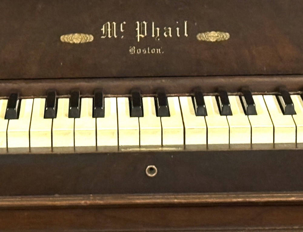 Mc Phail Piano