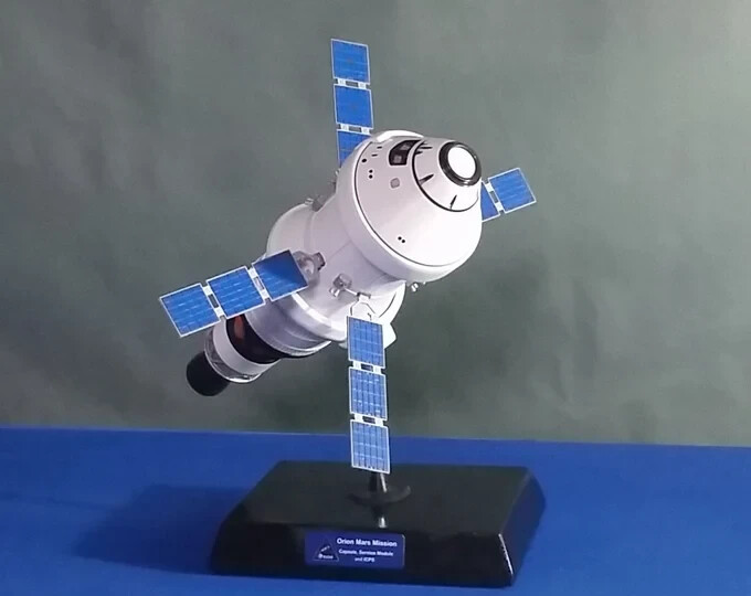 3d printed Orion spacecraft, crew module, service Module, ICPS, CM, SM 1/72