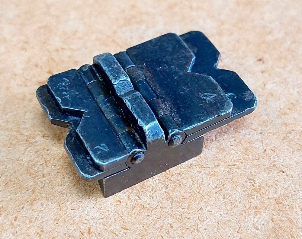 Vintage 4 leaf rifle sight