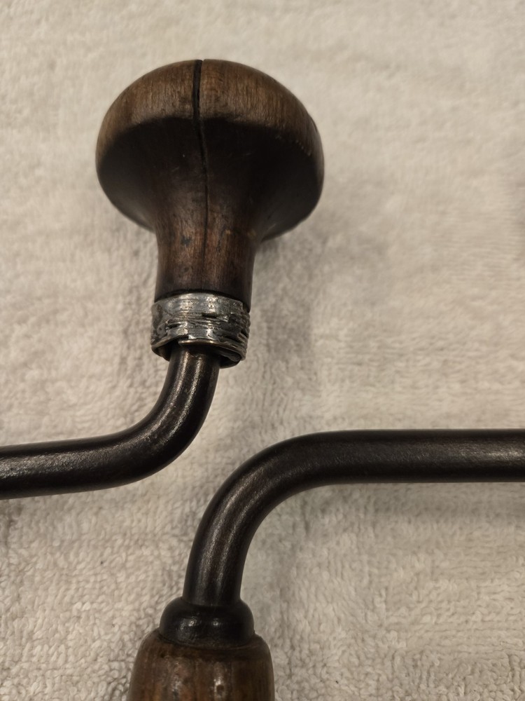 LOT OF THREE BIT BRACES