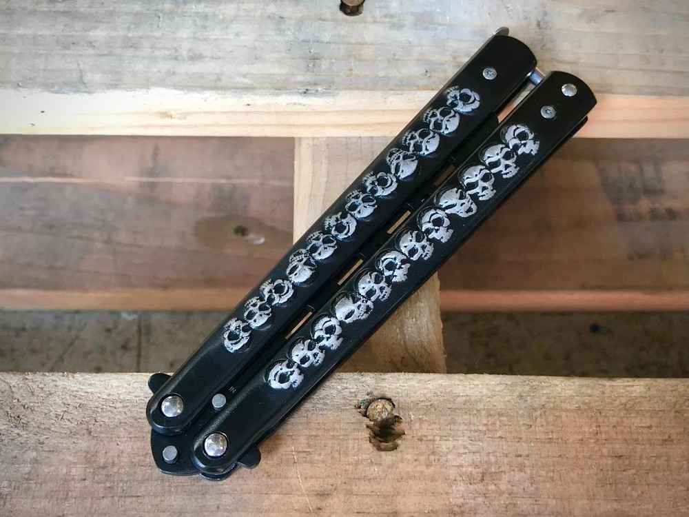 SILVER Skull High Quality Practice METAL Trainer Blade BUTTERFLY HANDLE