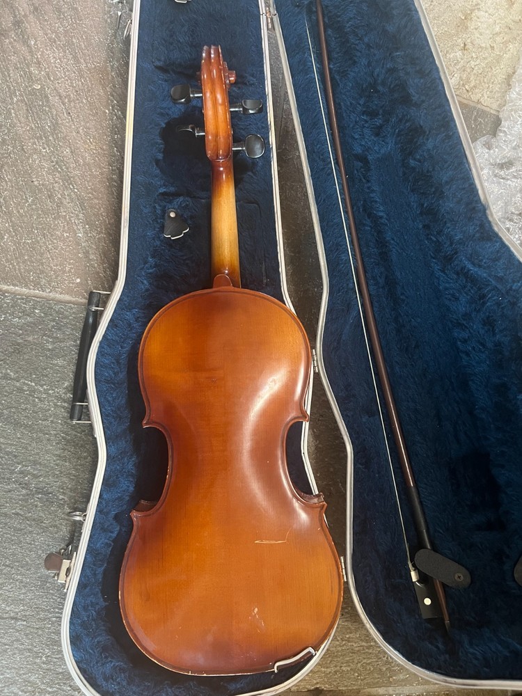 Violin with case and bow, full size.