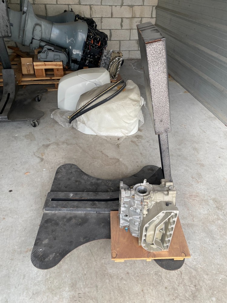 Extra Heavy Duty Outboard Motor Rolling Stand