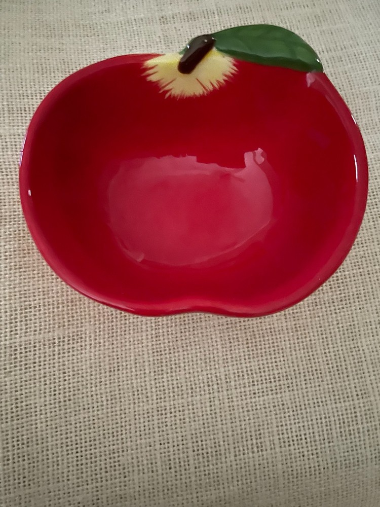 Boston warehouse Small Apple Bowl