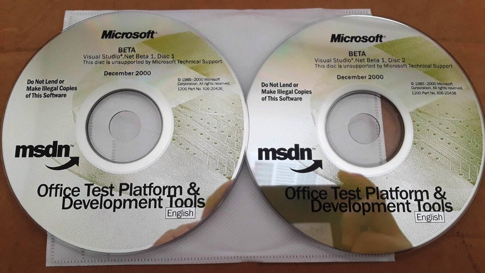 Microsoft Visual Studio .Net Full Version CD Set w/ Key & License