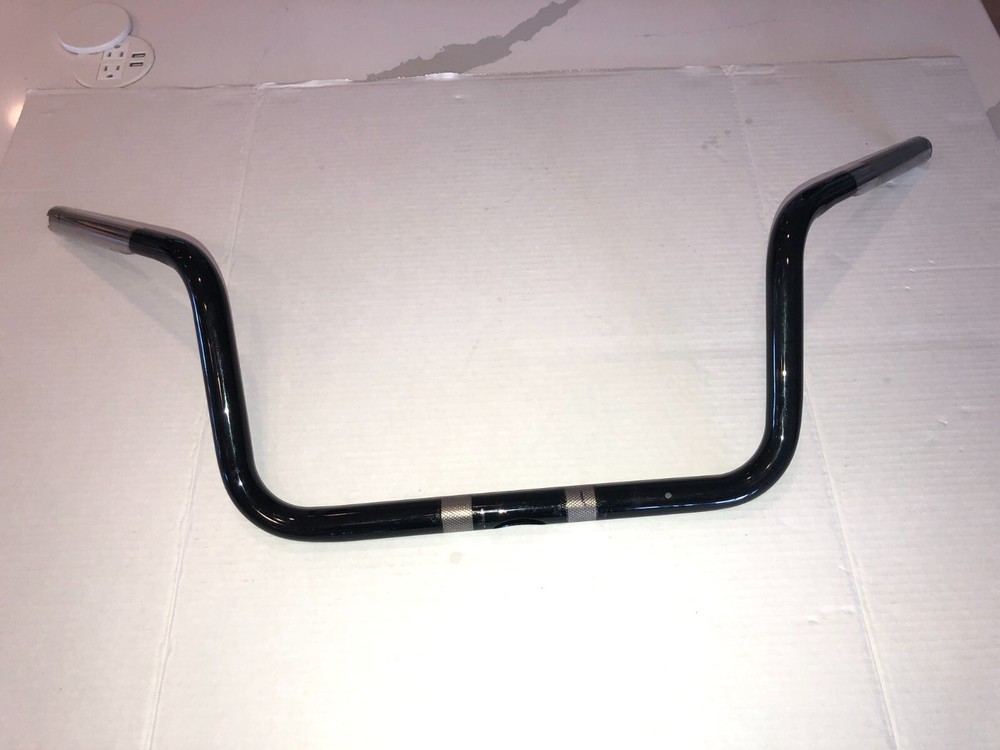 HARLEY DAVIDSON MOTORCYCLE HANDLE BAR GREAT CONDITION