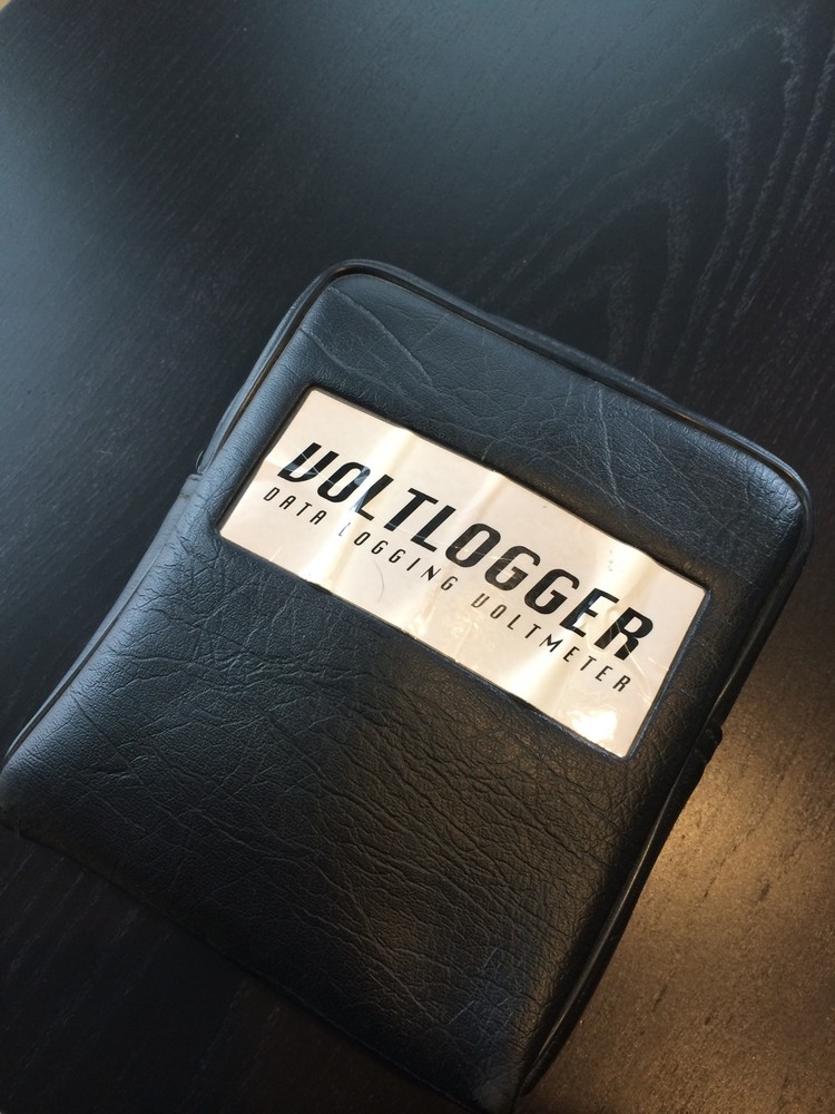 Data Logging Voltmeter Voltlogger With Case DLV-30 Battery Voltage Used