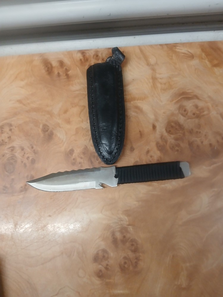 Vintage Unbranded Tanto Like Knife With Case
