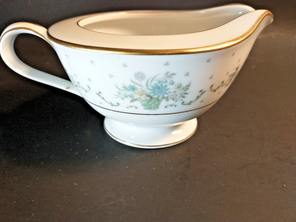 Noritake Allston 6304 Creamer
