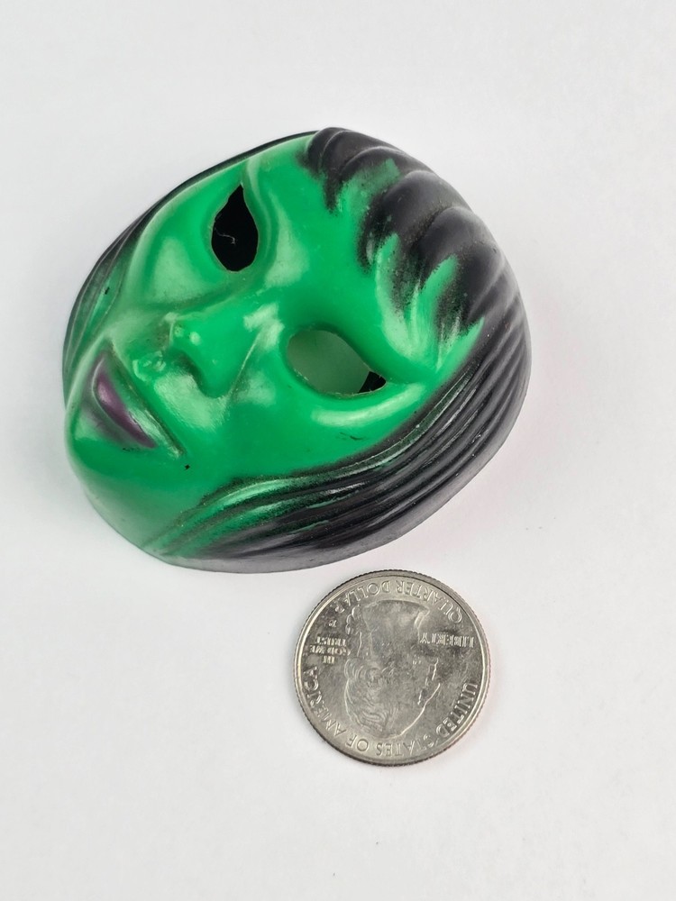 Vintage Halloween Green Witch Monster Flashlight Face Cover -No Flashlight