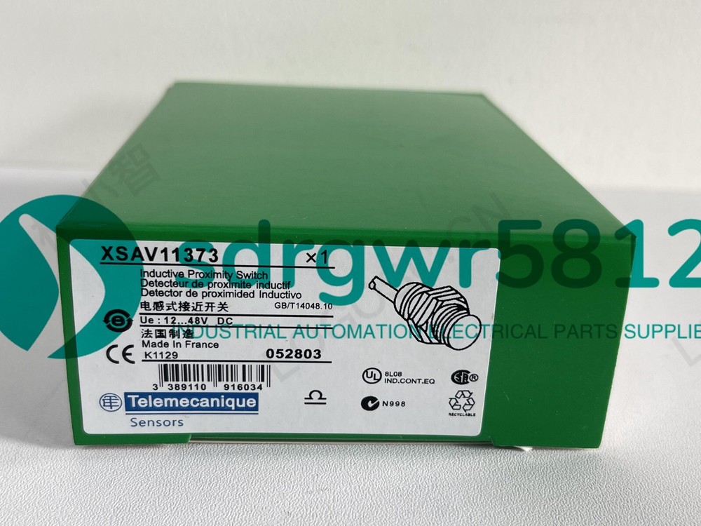 1PCS NEW Schneider XSAV11373 Limit Switch