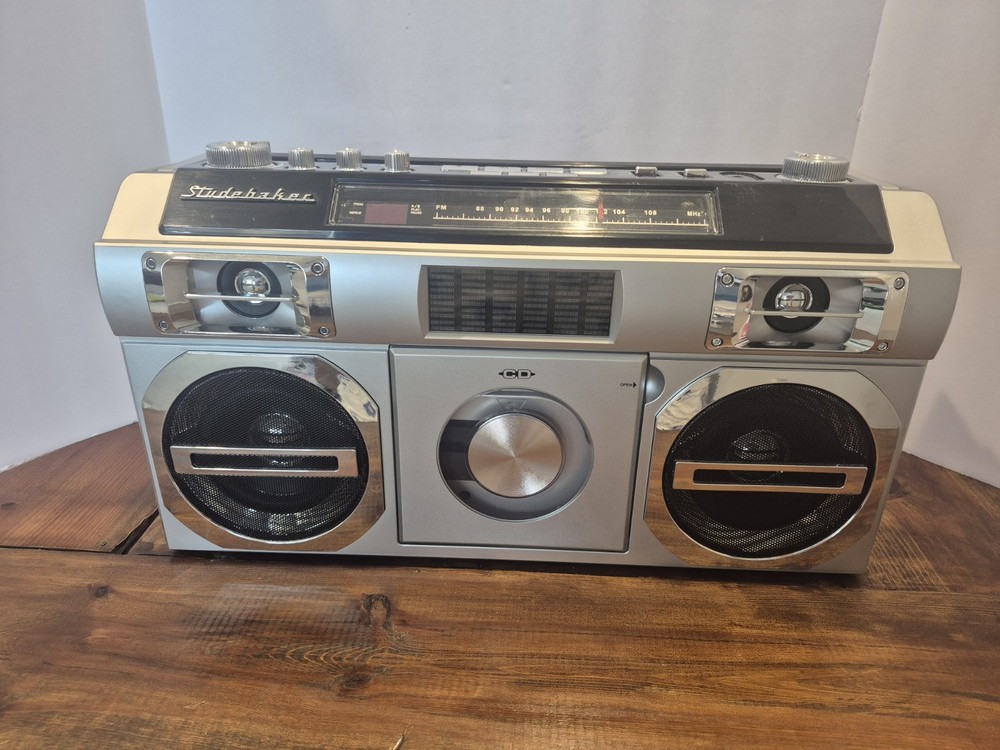 Studebaker ST2145 Master Blaster Bluetooth Boombox Radio