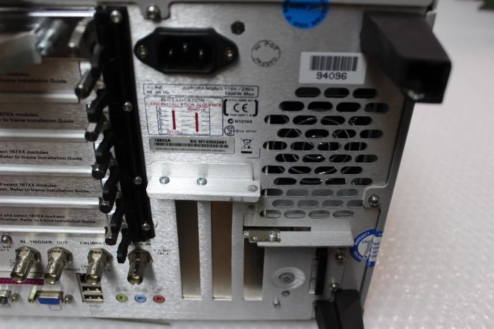 3729 Agilent 16902A Logic Analysis System