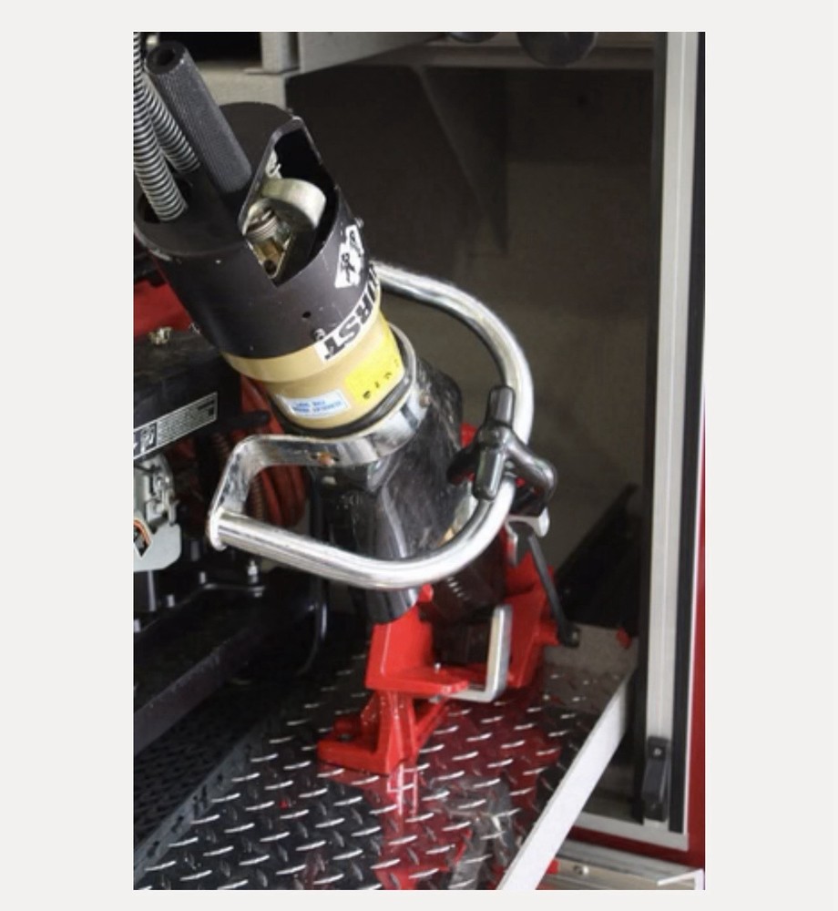 Zephyr Industries 113 RESCUE TOOL MOUNTING BRACKET COMBINATION CUTTER