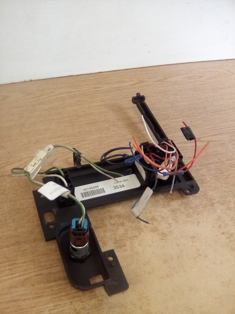 2009 International Prostar Dash Switch Panel XQ146268