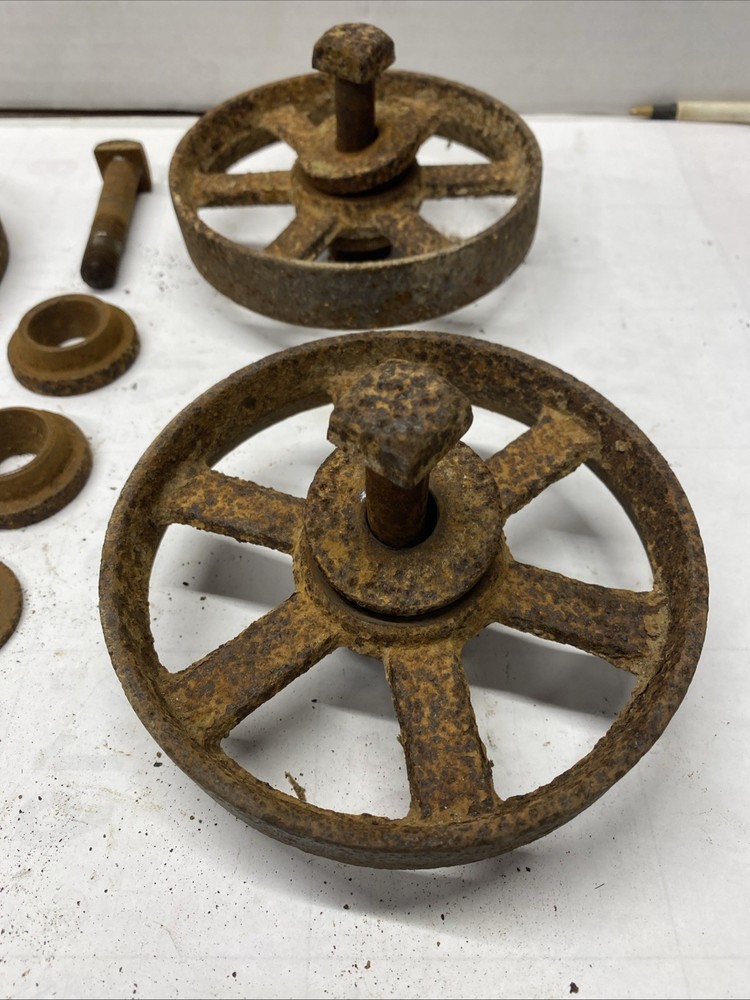 Vintage Platform Feed Scale 4 Wheels 5" High FB-13