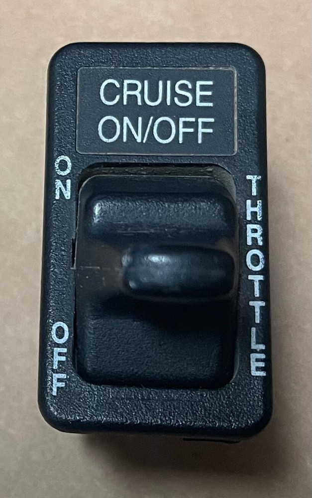INTERNATIONAL Cruise Control ON/OFF Rocker Switch 2007305C1