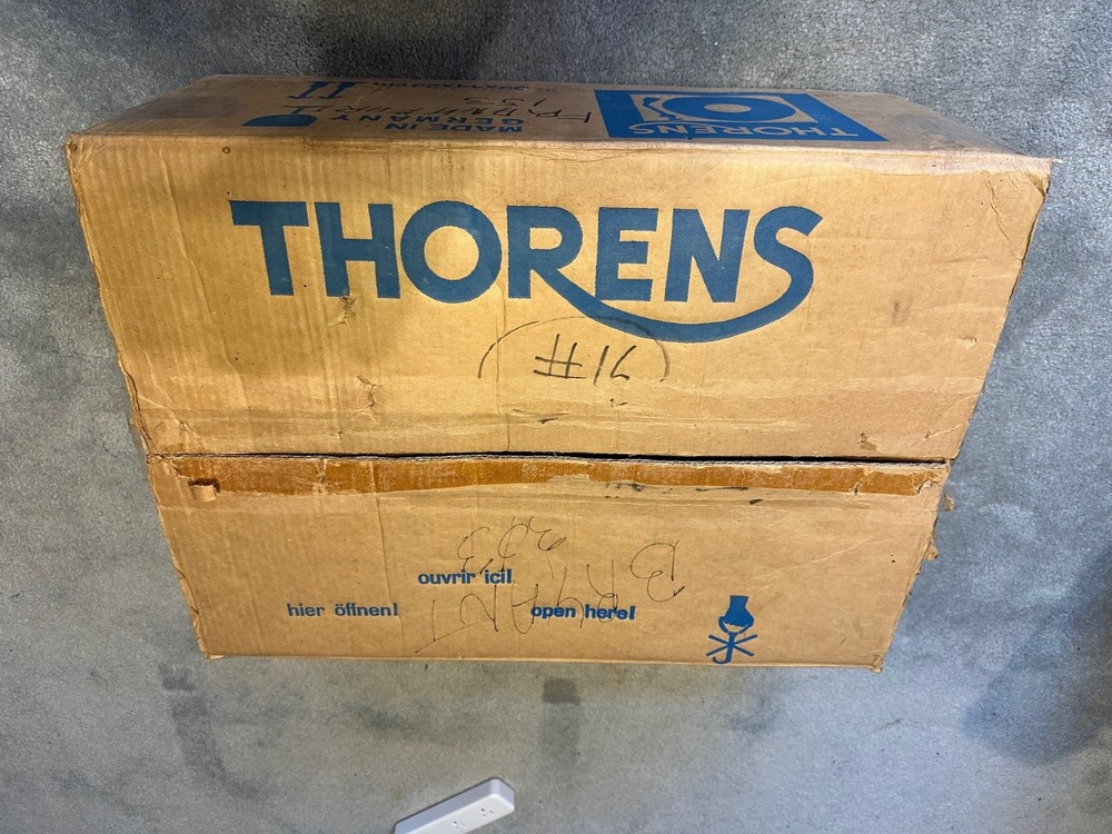 Thorens TD 125 Turntable, Original box, Nice!! Updated Ad